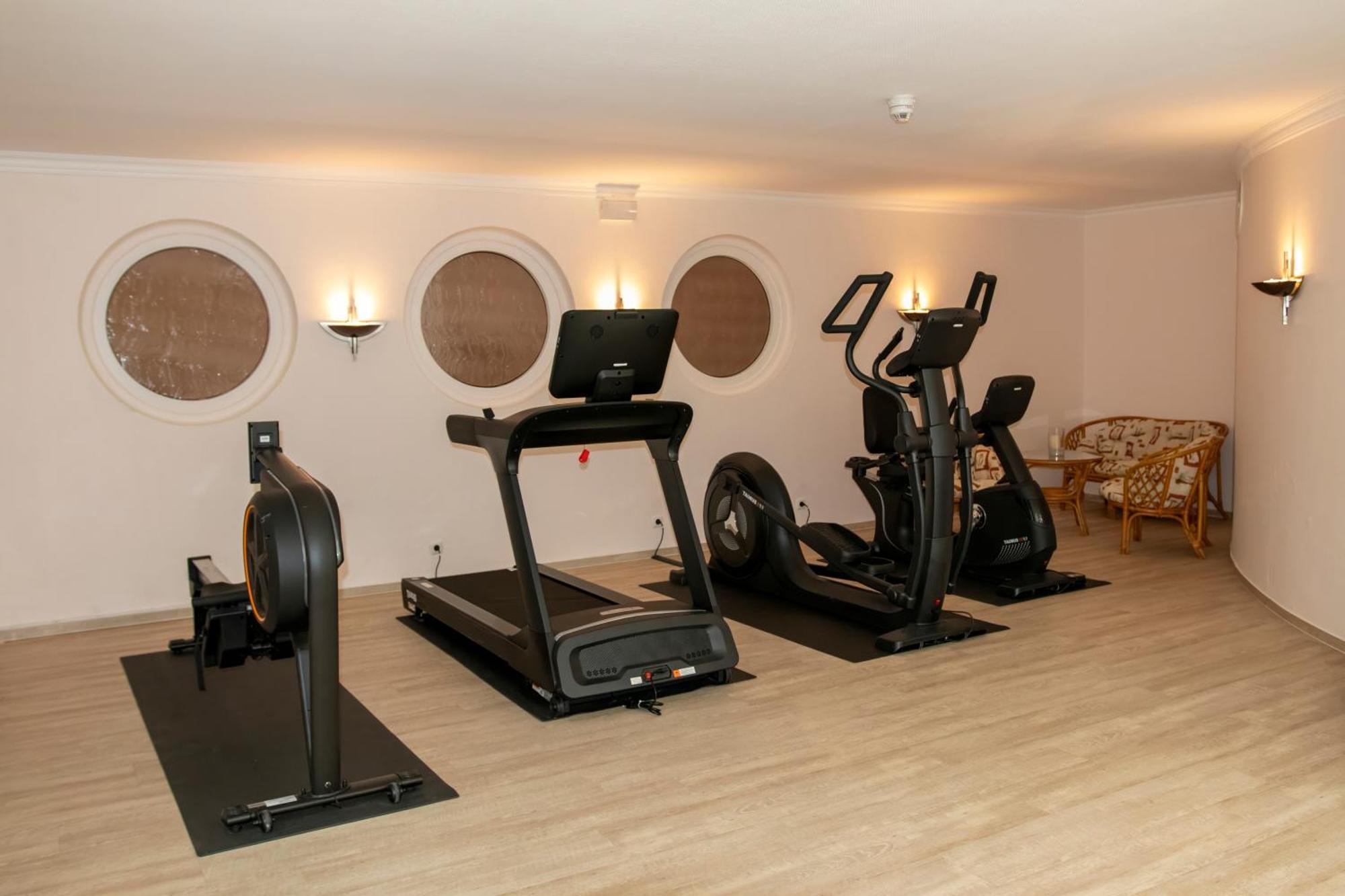 Golf- Und Wellnesshotel Amtsheide Бад-Бефензен Екстер'єр фото